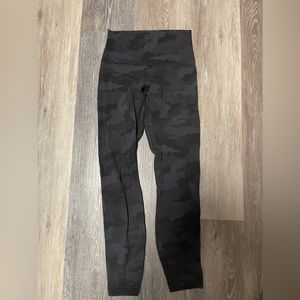 Lululemon Align Cameo leggings for sale! Size 4, 25 inches long. So cute!